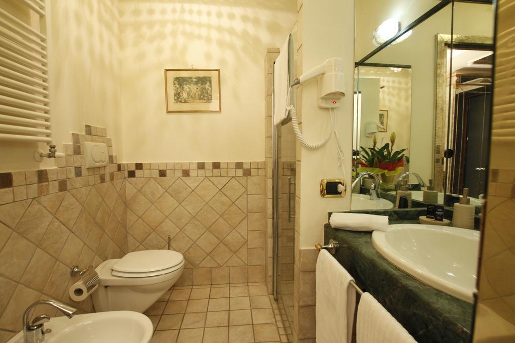 Rome Imperial Crown Apartman Szoba fotó